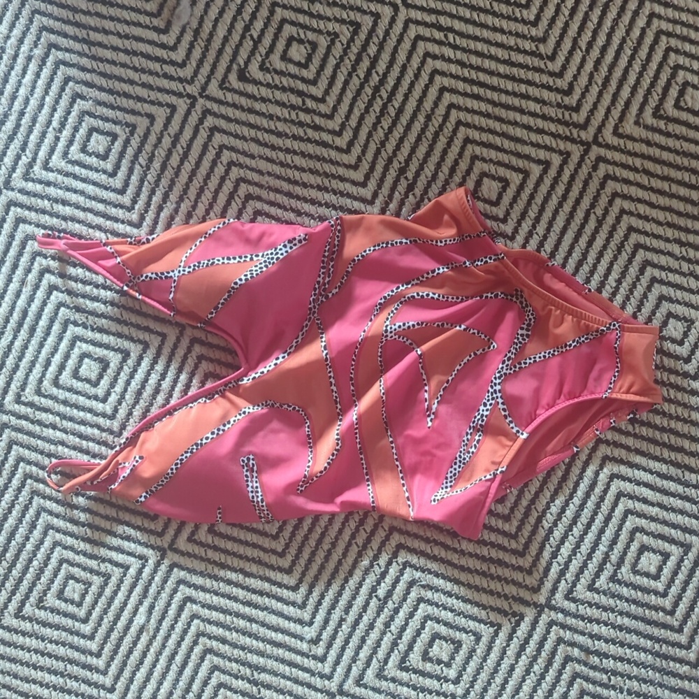 NWT Lenny Niemeyer Printed One-Piece Swimsuit with low back